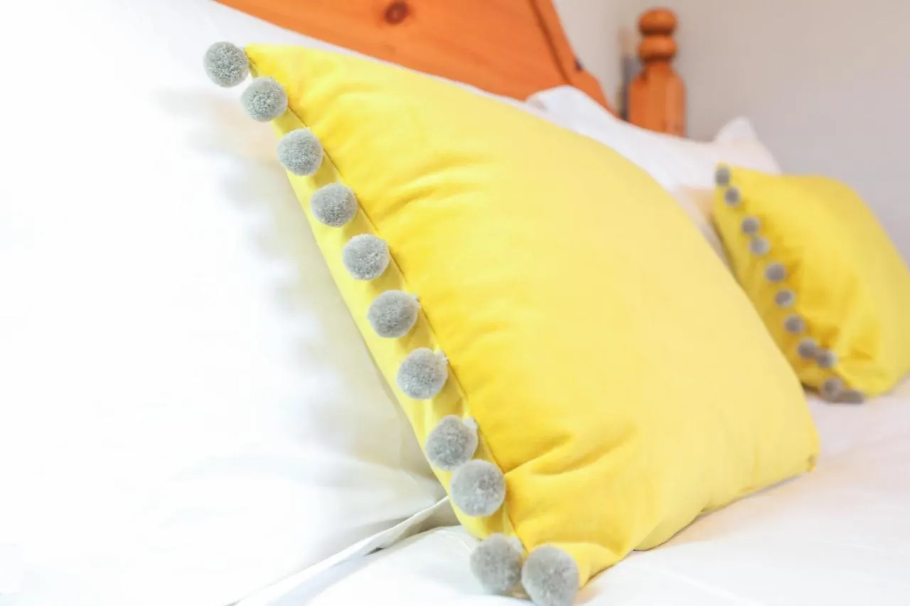 Beautiful Rooms In Edinburgh Cottage Guest House - Free Parking United Kingdom