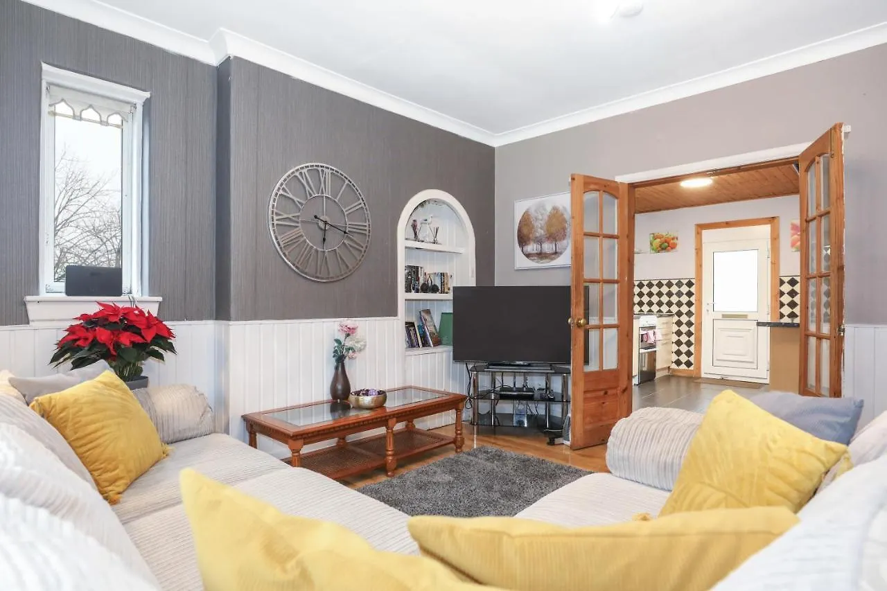 Beautiful Rooms In Edinburgh Cottage Guest House - Free Parking
