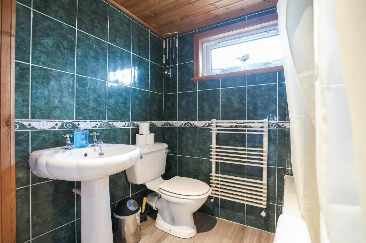 Beautiful Rooms In Edinburgh Cottage Guest House - Free Parking בריטניה